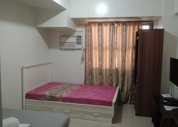 Budget At Horizons 101 By Coleen Bedsit Apartment *
